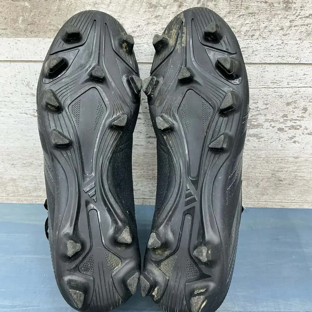 Adidas Predator Club L FG Soccer Cleats Black Gold Men's Size 6.5 IF6345